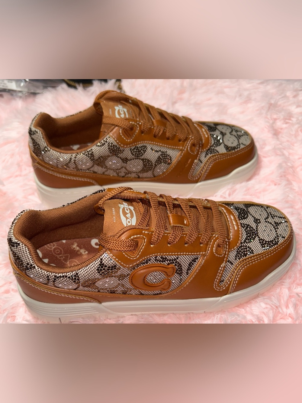 Coach Crystal Signature SoHo Sneaker/ Burnished Amber - Picture 5 of 9